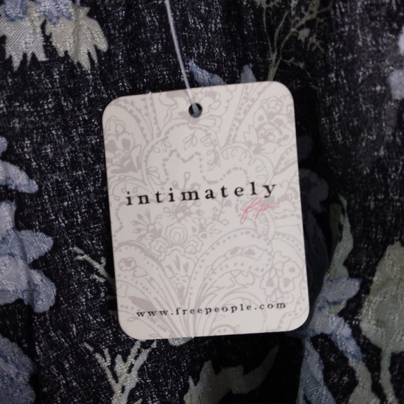 NWT Free People Bali Wild Daisy Slip in Black Combo $88 - Picture 6 of 9